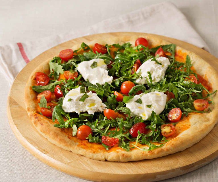 Pizza con tomate y mozzarella frescos - Cookidoo™– the official Thermomix®  recipe platform