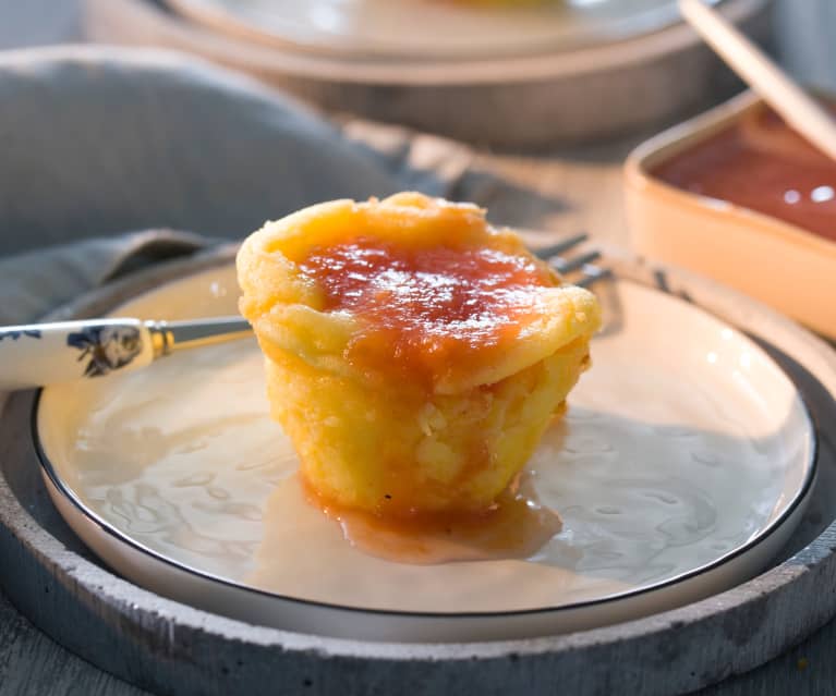 Mini cheesecakes de queso de tetilla con coulís de membrillo 