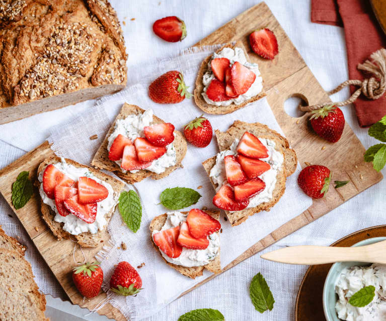 Bruschettas fraise et ricotta