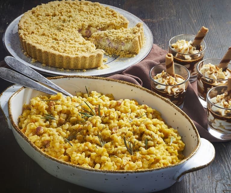 Menù: Orzotto zucca e pancetta; Sbriciolata al prosciutto cotto e formaggio; Biccherini di crema al mascarpone e caffè (Bimby Friend)