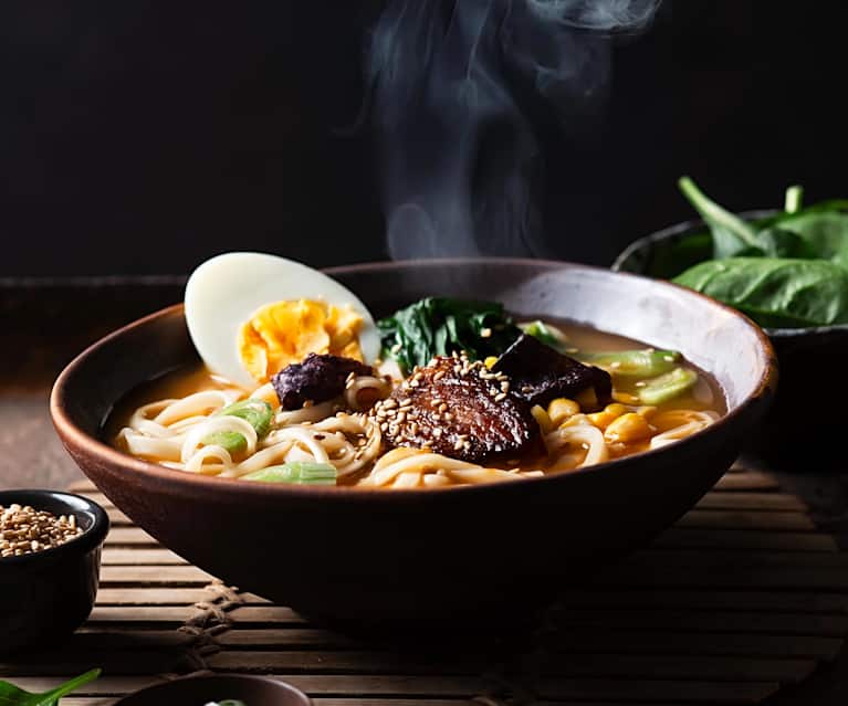 Japanische Ramen Nudelsuppe Japanische Ramen Nudelsuppe