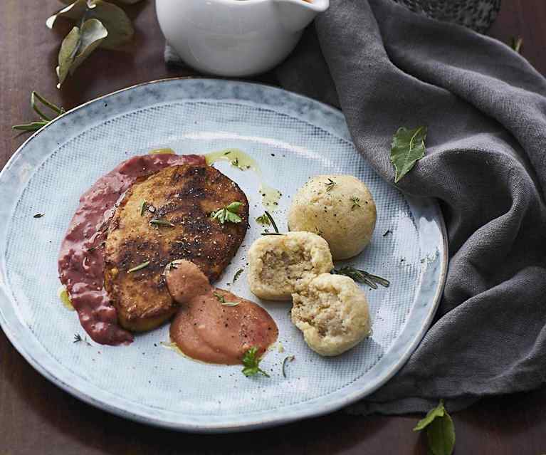 Scaloppine vegane con salsa al vino e gnocchi alle castagne (vegan)