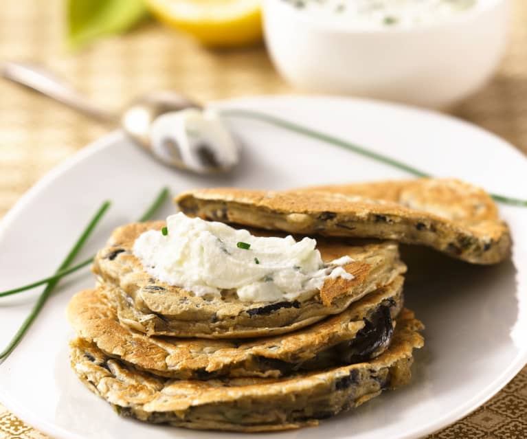 Blinis de champignons, sauce citron-ciboulette