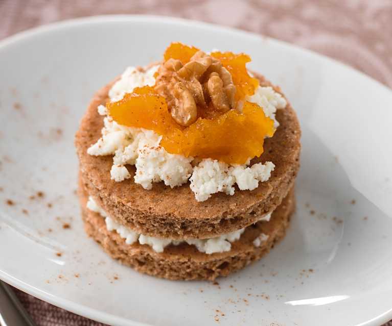 Bolinhos de noz com requeijão e doce de abóbora Bolinhos de noz com requeijão e doce de abóbora