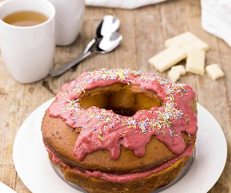 Ciambella paradiso cioccolato bianco e lamponi