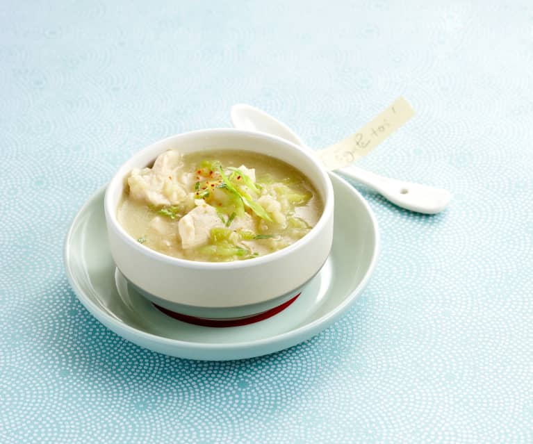 Soupe de poulet à l'estragon