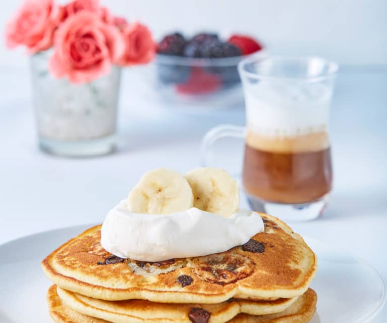 Hotcakes de plátano y chispas de chocolate