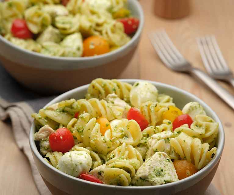 Chicken Caprese Pasta Salad