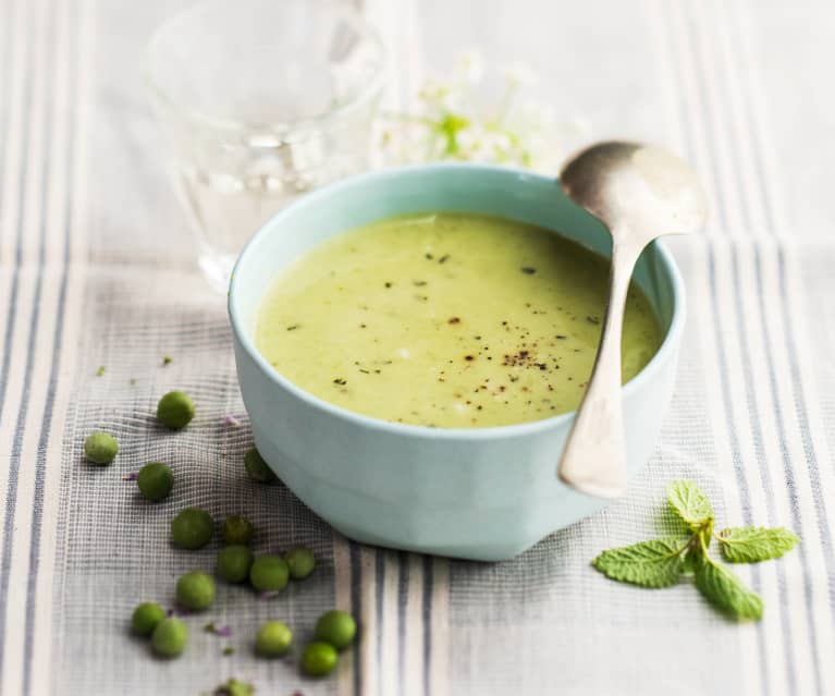 Soupe de petits pois à la menthe