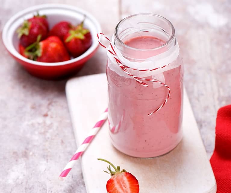 Smoothie de coco y frutos rojos