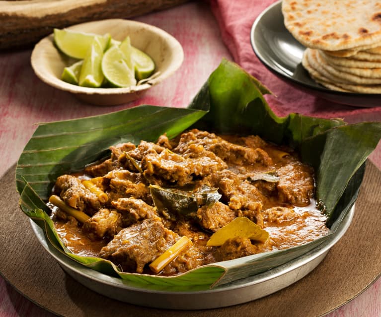 Guiso de ternera (Kuruma iraichchi) y pan roti de coco - Sri Lanka