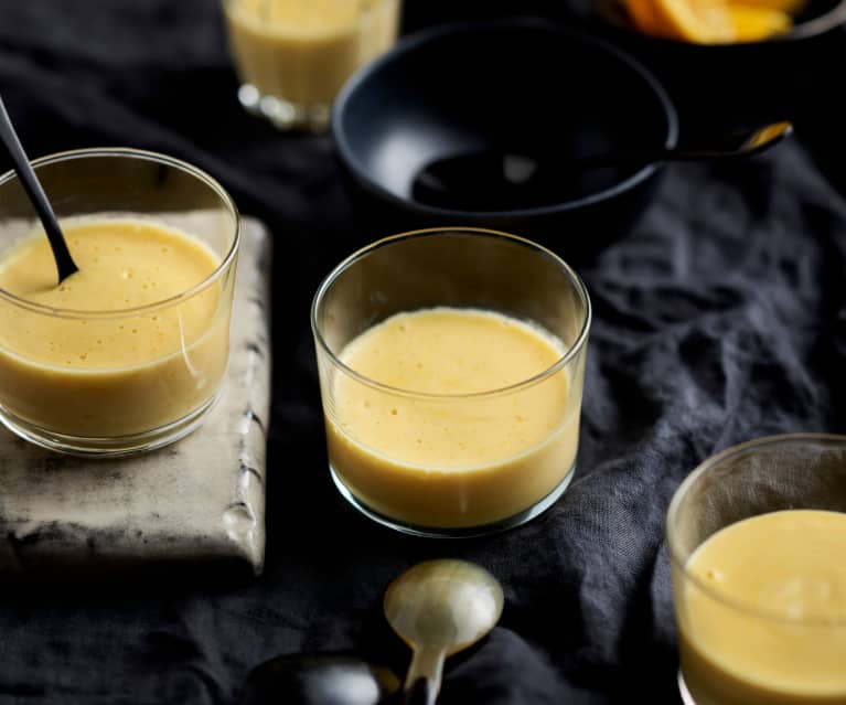 Orange liqueur zabaglione