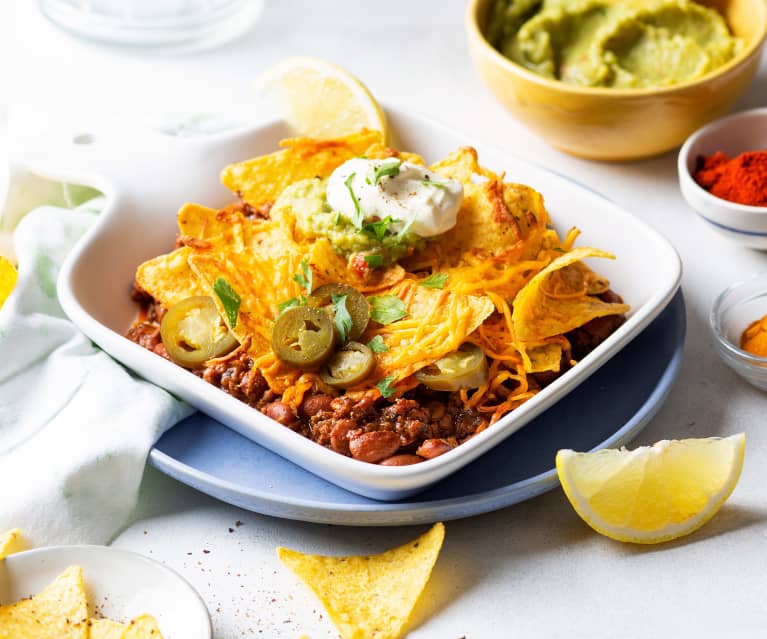 Nachos con chile y queso