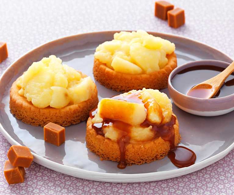 Tartelettes aux sablés bretons, pommes et caramel beurre salé Tartelettes aux sablés bretons, pommes et caramel beurre salé