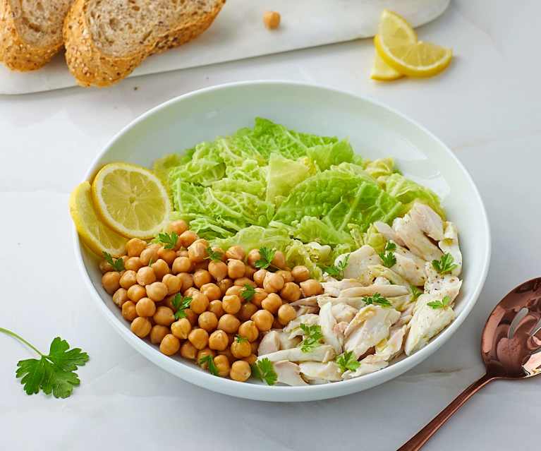 Baccalà con cavolo verza e ceci