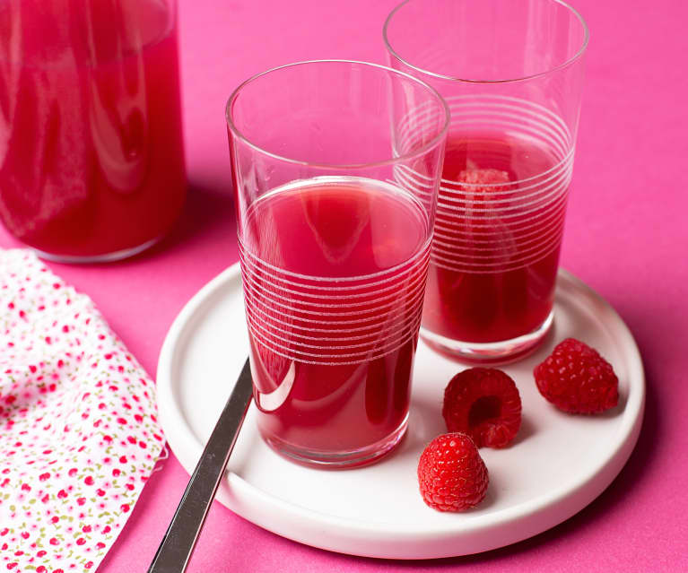 Infusión de frutos rojos con canela y jengibre