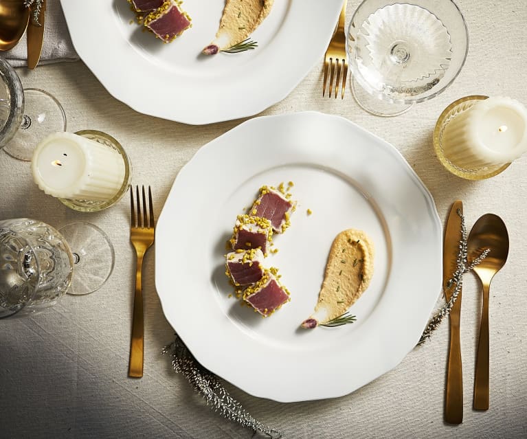 Tagliata di tonno ai pistacchi con crema di ceci (per 2 persone)