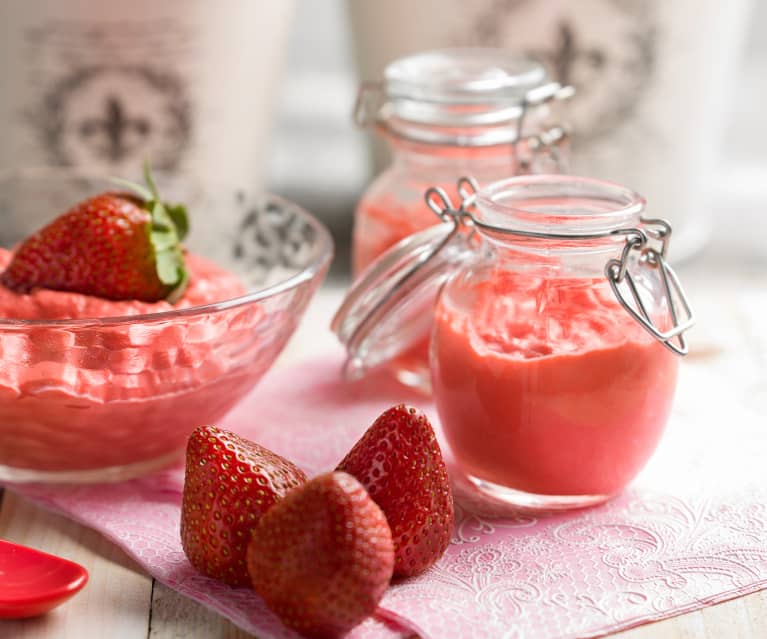 Yogur de fresa - Cookidoo® – the official Thermomix® recipe platform