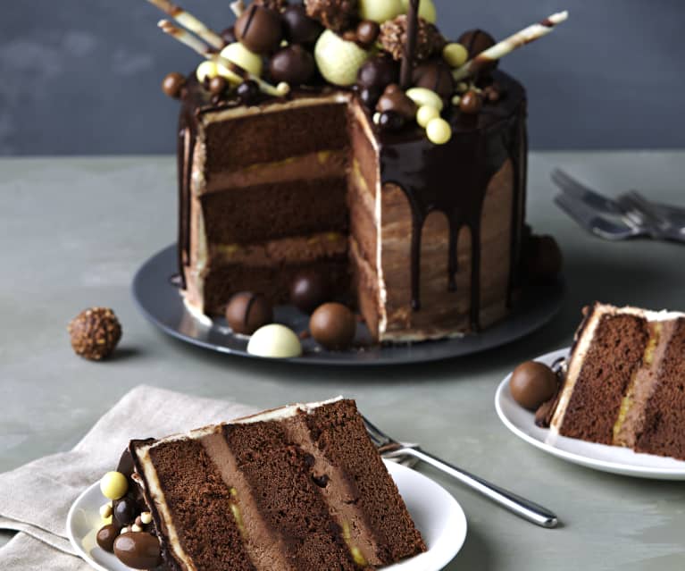 Chocolate dripping cake (Tarta de goteo) - Cookidoo® – the official  Thermomix® recipe platform
