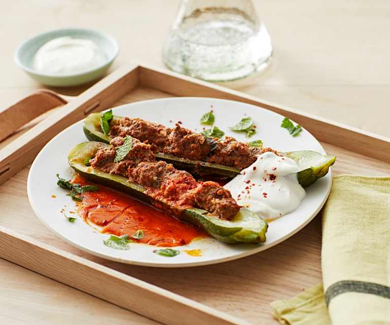 Zucchini mit Hackfüllung Zucchini mit Hackfüllung
