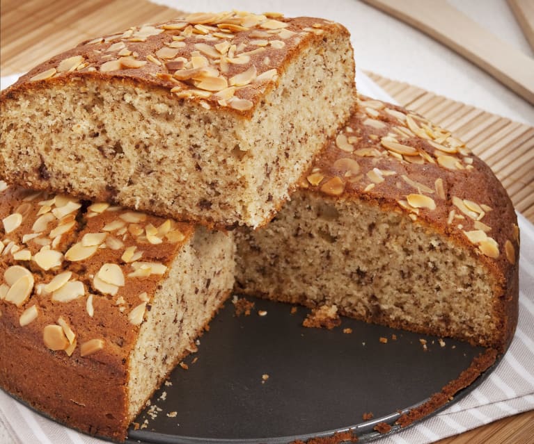 Bolo de iogurte e chocolate de leite