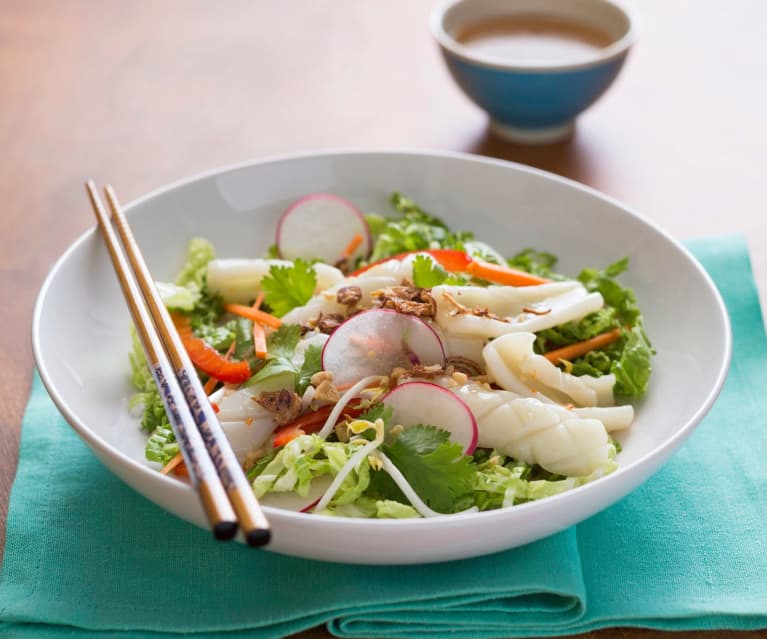 Insalata di calamari vietnamita (Goi muc)