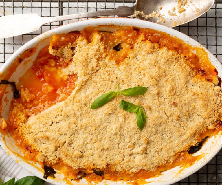 Crumble de tomates y albahaca 