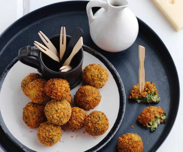 Croquetes de queijo e espinafres