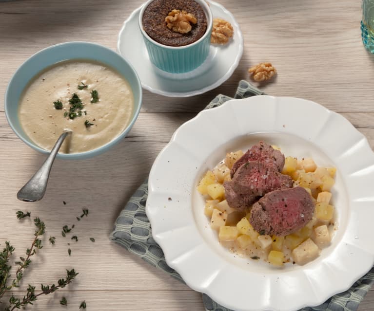 Menü: Maronicremesuppe, Rinderfilets mit Sellerie-Erdäpfel-Gemüse und Schokotraum