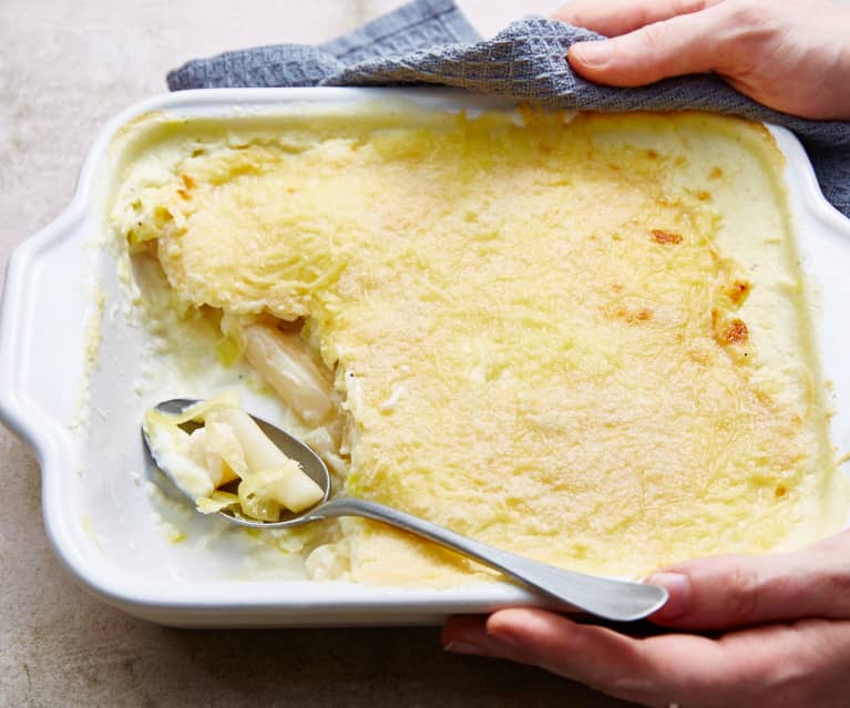 Gratin de salsifis, béchamel au poireaux