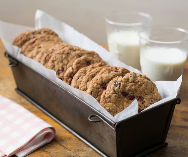 Choc chunk and pomegranate oatmeal cookies