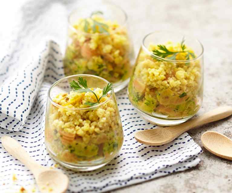 Verrines au tartare de saumon, moutarde douce et agrumes Verrines au tartare de saumon, moutarde douce et agrumes