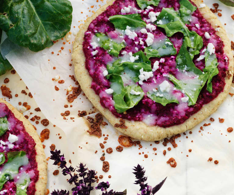 Pizza de remolacha y kale