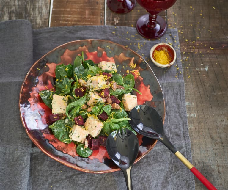 Salada morna de feijão e salmão