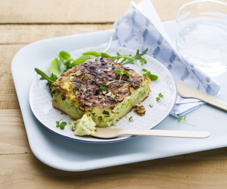 Clafoutis courgette, chèvre et noisettes