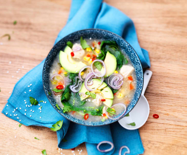 Soupe de poulet au citron vert