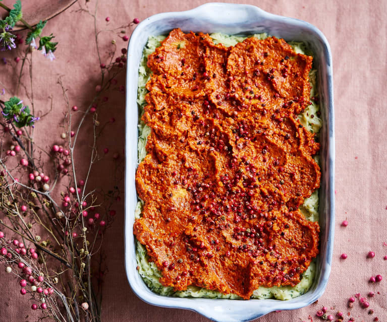 Bacalhau com puré de ervas e coulis de pimentos