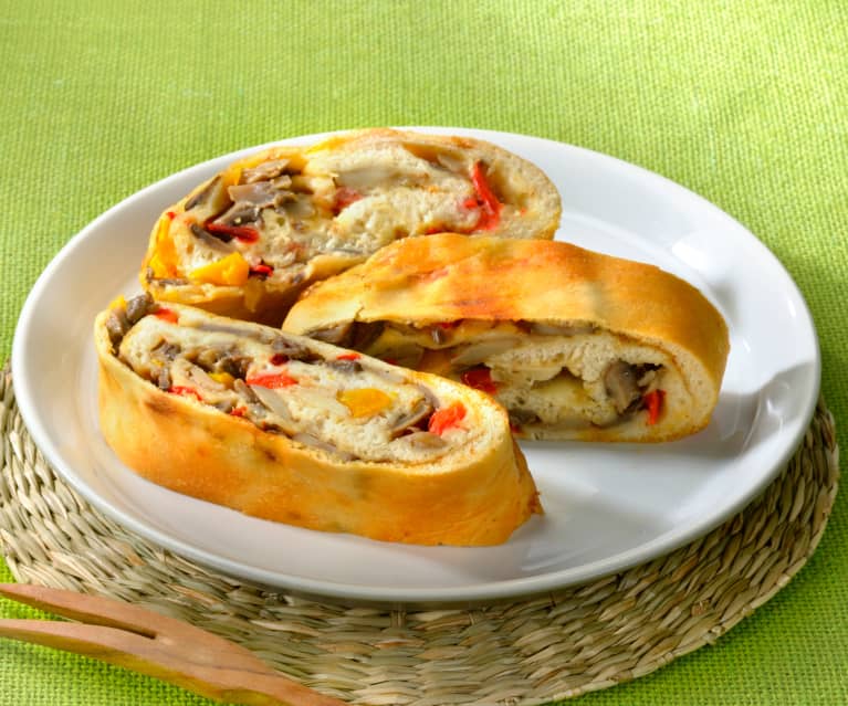 Rotolo funghi e peperoni