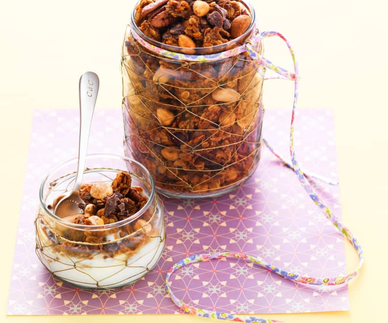 Céréales croustillantes au chocolat et fruits secs