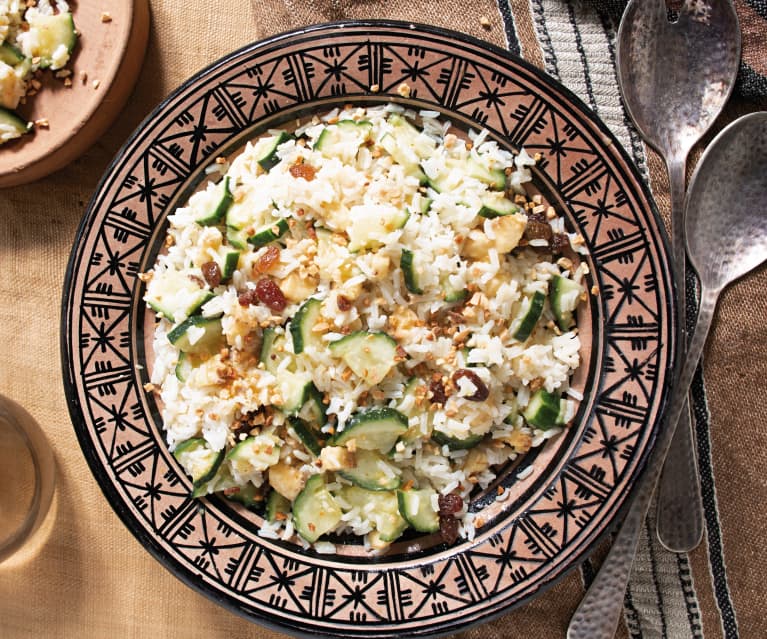 Ensalada de arroz con pepino, plátano y pasas (Chad)