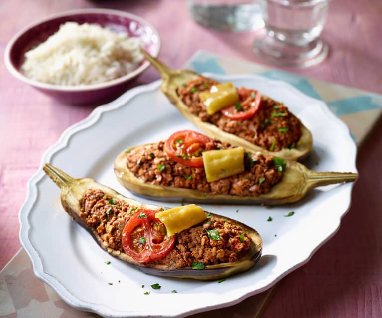 Auberginenschiffchen mit Hackfleisch - Karnıyarık