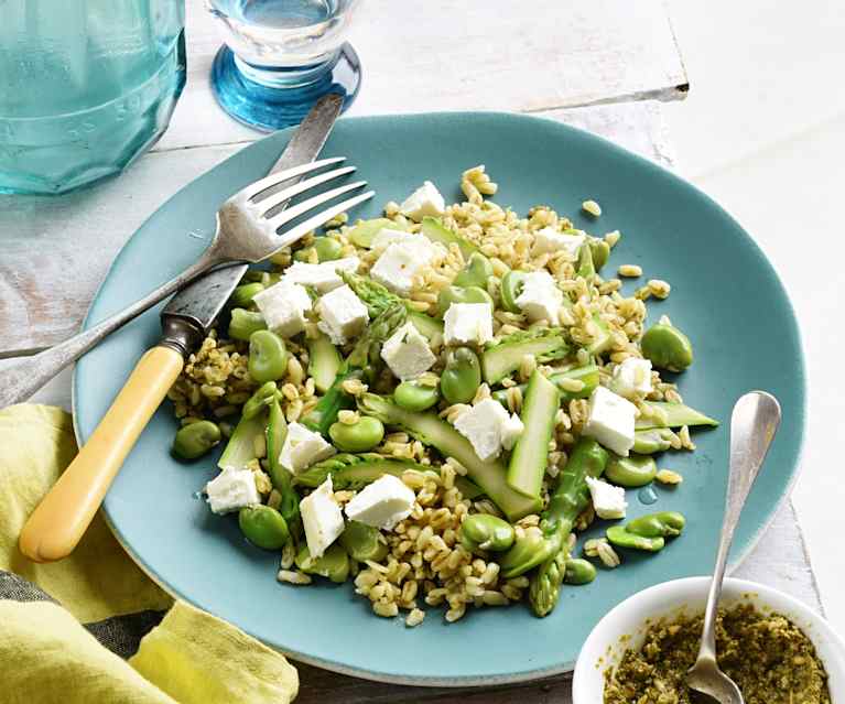 Salade de blé printanière au chèvre et au pesto Salade de blé printanière au chèvre et au pesto