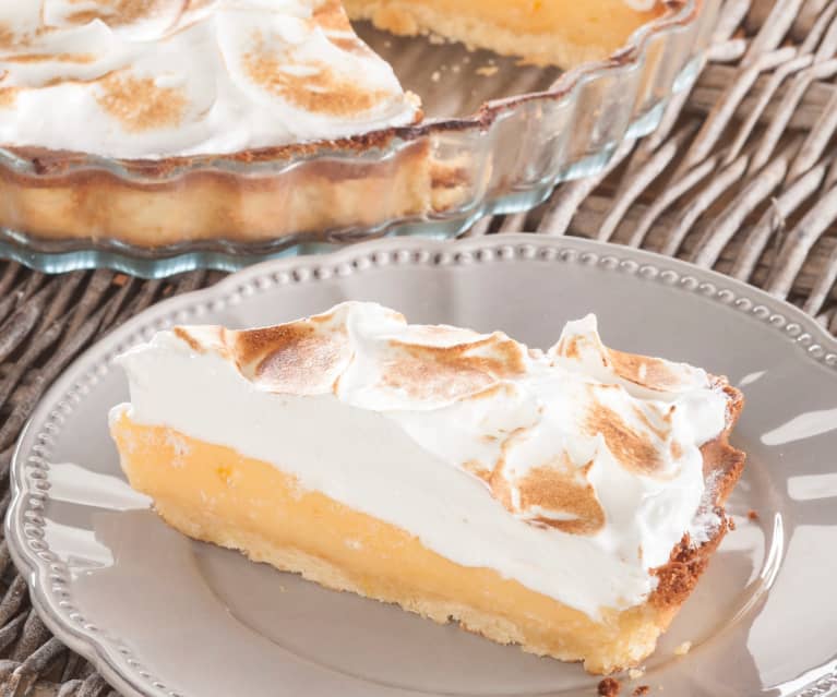 Tarta de crema de pomelo rosado y merengue