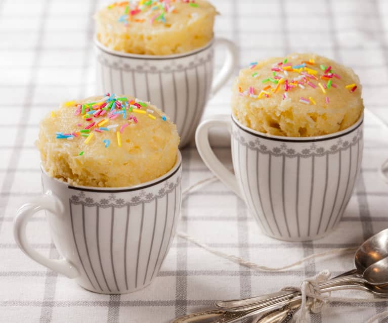 Mug cake con chocolate blanco