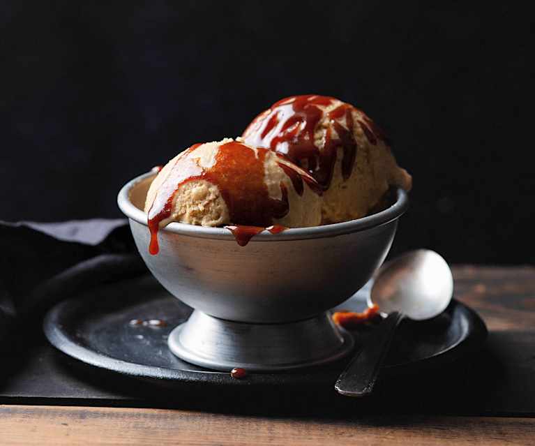 Glace au caramel au beurre salé Glace au caramel au beurre salé