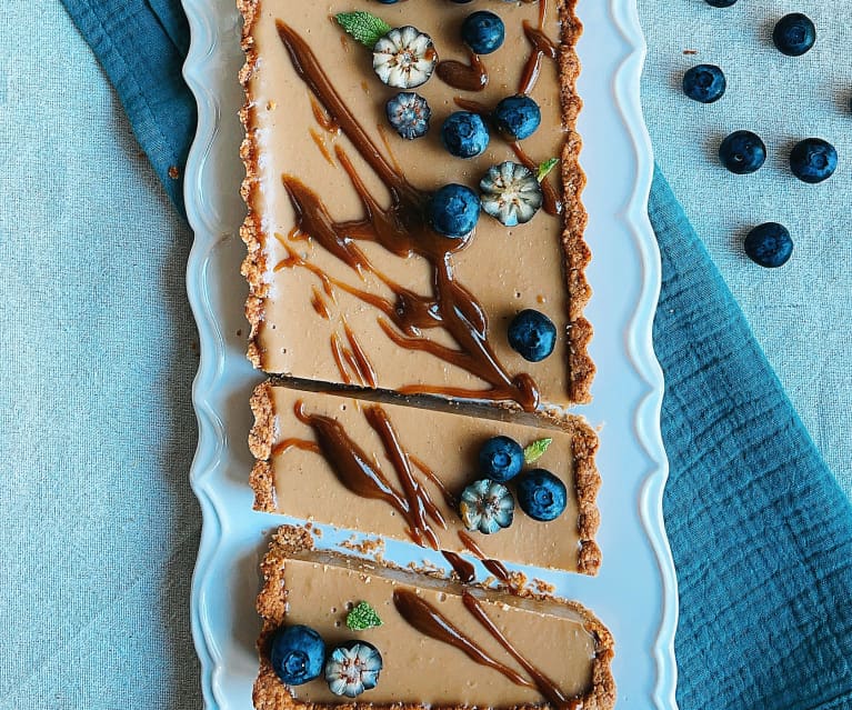 Tarte vegan de caramelo salgado