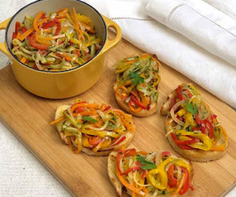 Bruschetta de legumes Bruschetta de legumes