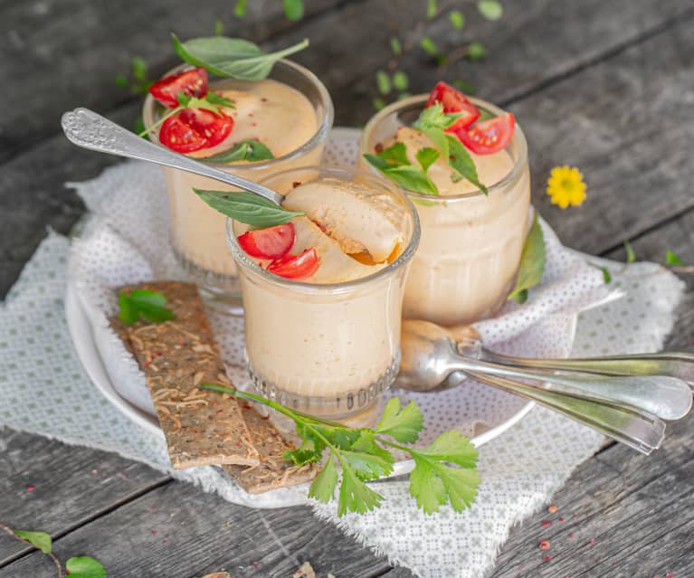 Mousse de tomate au basilic