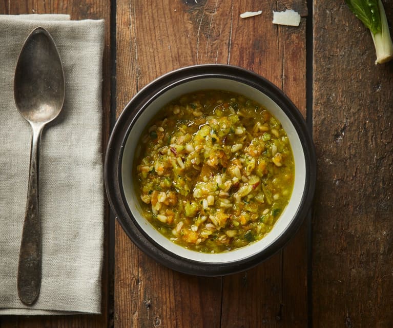 Zuppa di cereali e verdure