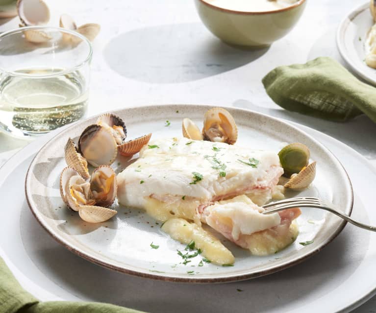 San jacobo de merluza al vino blanco con berberechos para dos